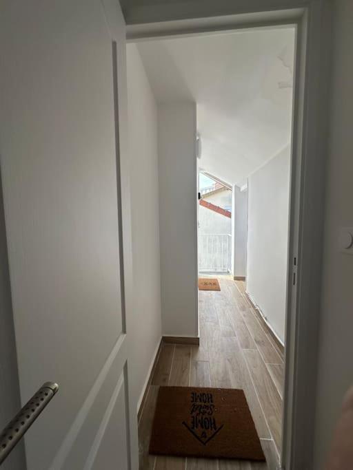 Charmante Studio Ligne 13 Tram 5 Saint Denis พิแอร์ฟิตต์-ซัวร์-แซน ภายนอก รูปภาพ